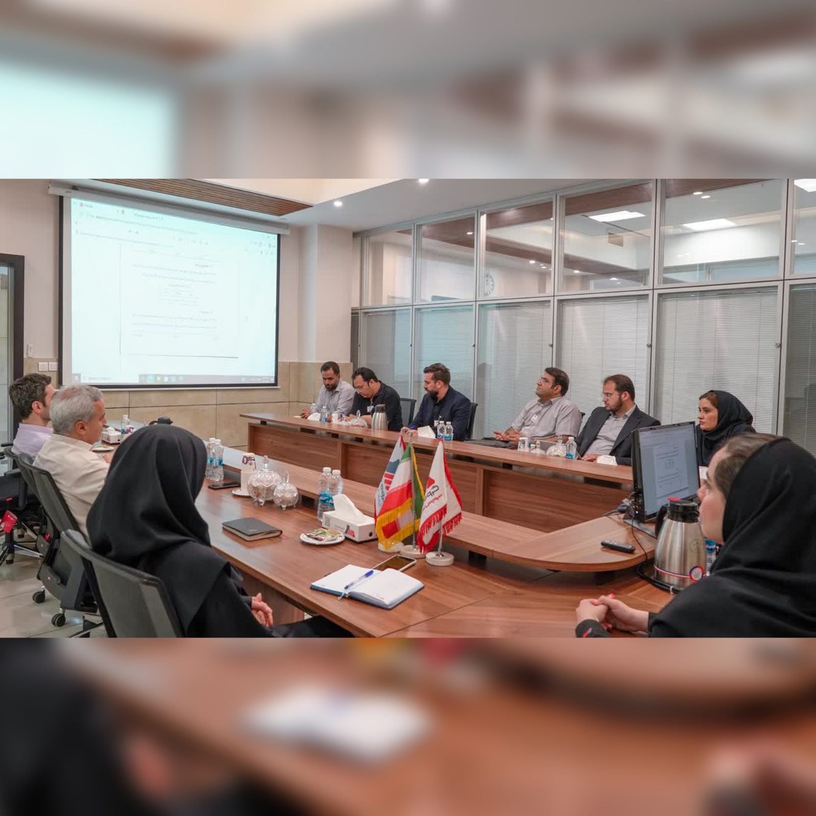 بازدید تخصصی کارکنان شرکت آهن و فولاد ارفع از شرکت نفت و گاز مپنا